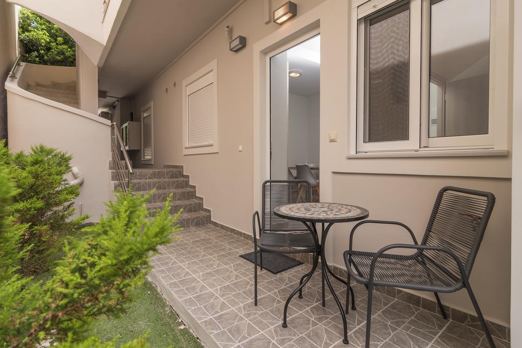 Andi'S Apartment'S Paleochora Exterior photo